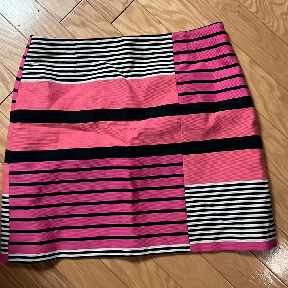 Lift skirt